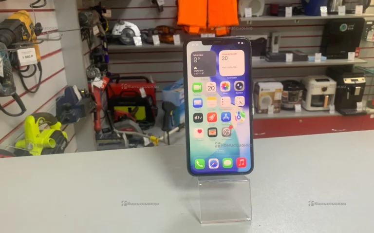 Apple iPhone 11 Pro Max 4/64 ГБ