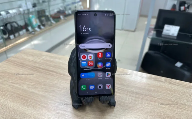 Tecno Spark 30 8/128 ГБ