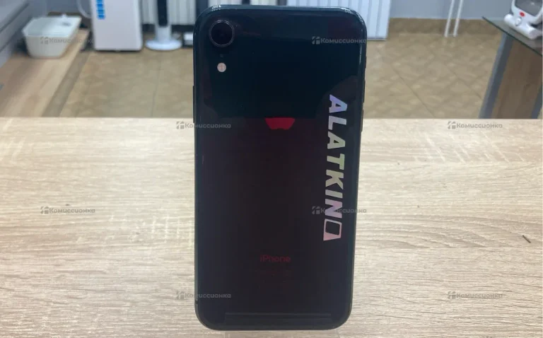 Apple iPhone XR 3/64 ГБ