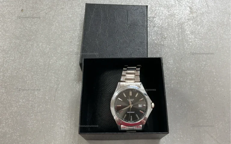 Часы Casio Quartz