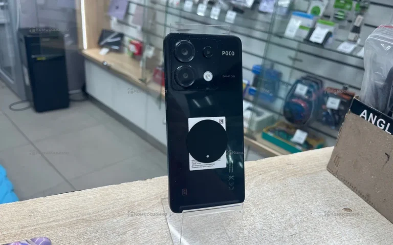 Xiaomi Poco X6 8/256 ГБ Слегка погнут