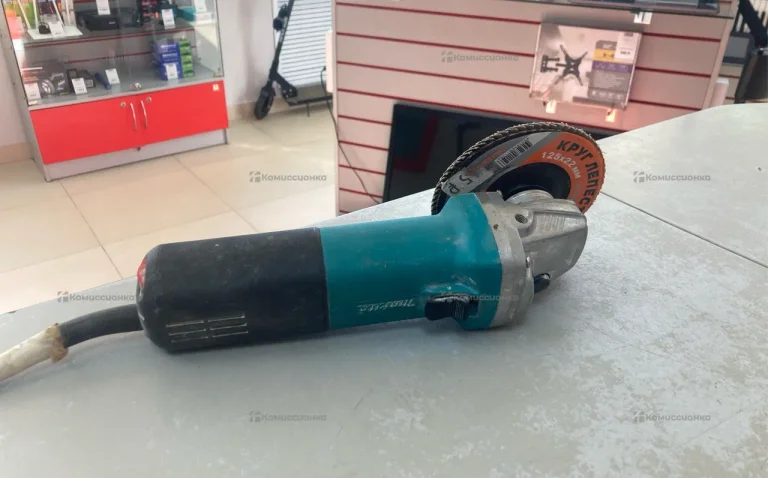 УШМ Makita 9558HN