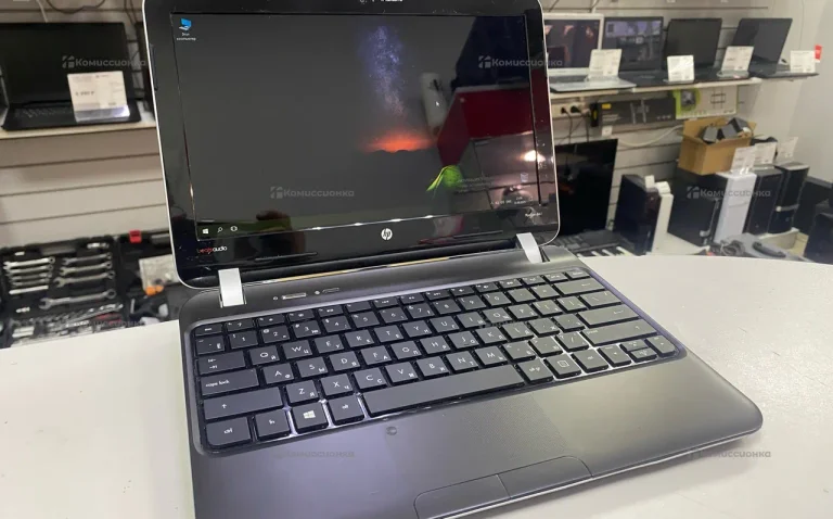 Нетбук hp AMD e12-1800/4gb/500gb