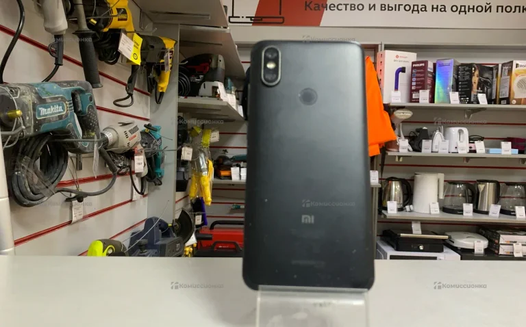 Xiaomi Mi A2 (Mi 6X) 4/64 ГБ