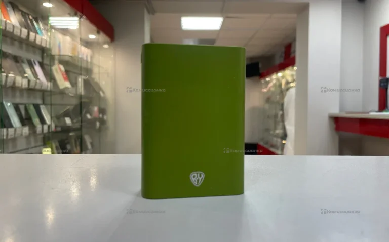Power bank  green