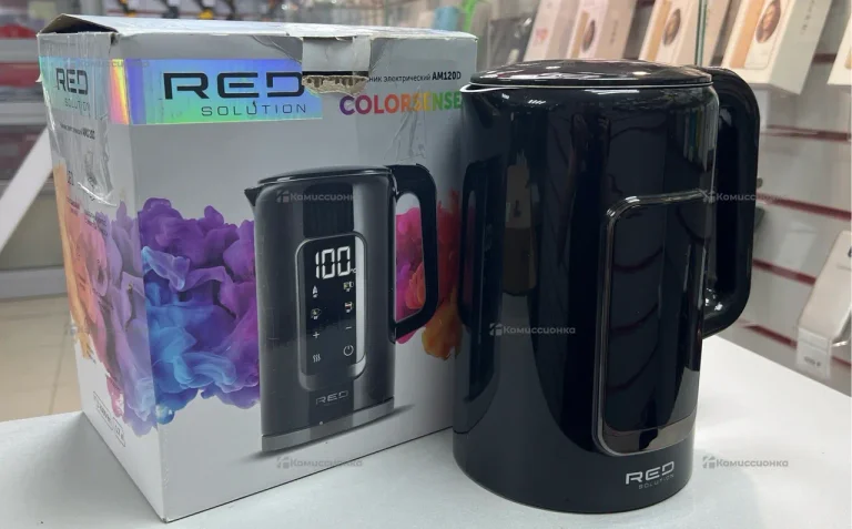 Электрочайник Red colorsense AM120D