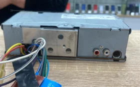 Автомагнитола JVC KD-X135