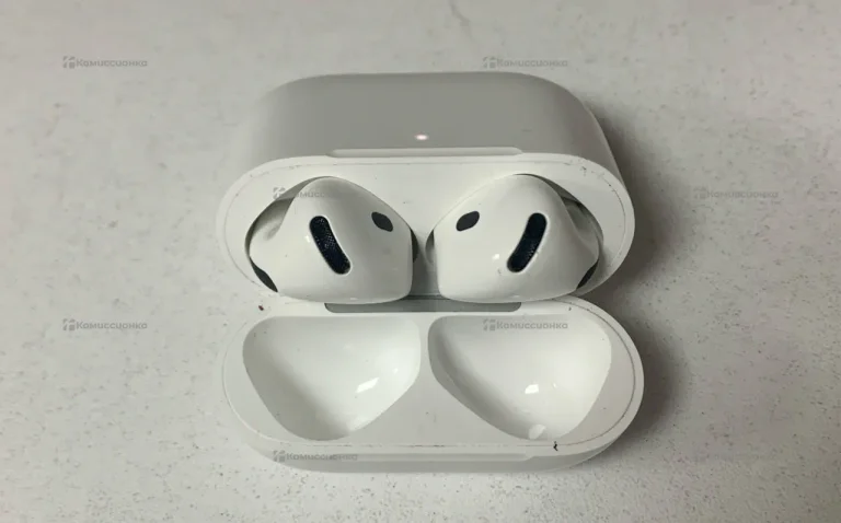 Наушники  Apple AirPods 4