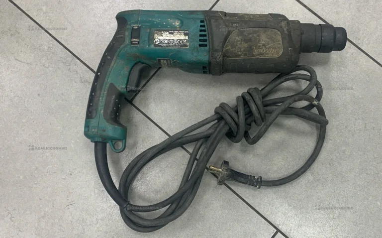 Перфоратор makita HR2470
