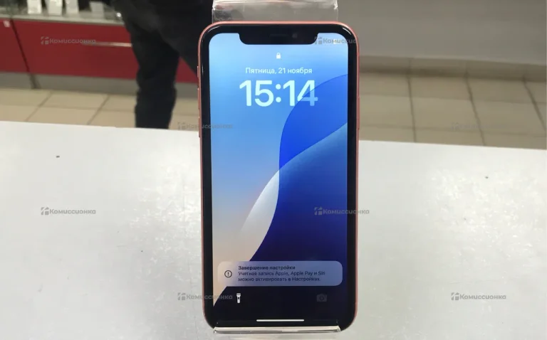 Apple iPhone XR 3/64 ГБ