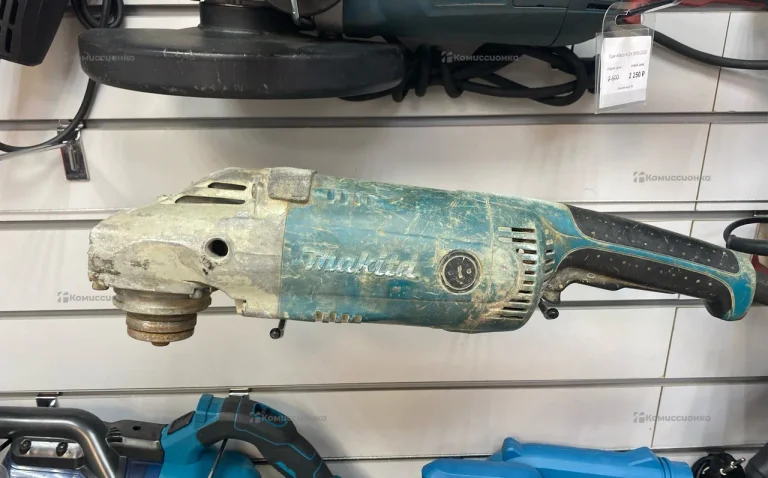 УШМ Makita GA9020S.