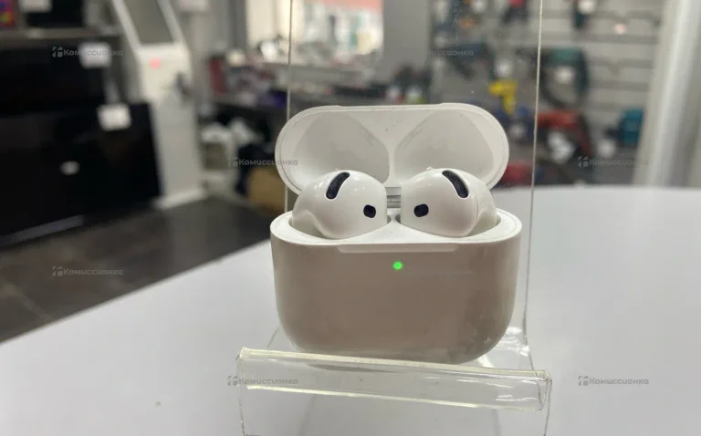 Наушники  AirPods 4