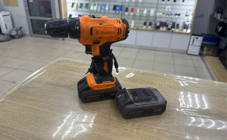 Ударная дрель-шуруповерт ВИХРЬ ДА-18Л-2КУ