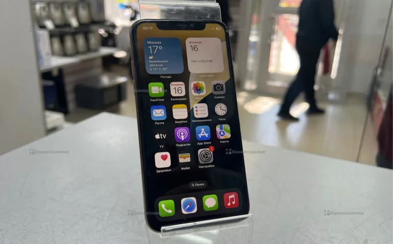 Apple iPhone XS 4/64 ГБ