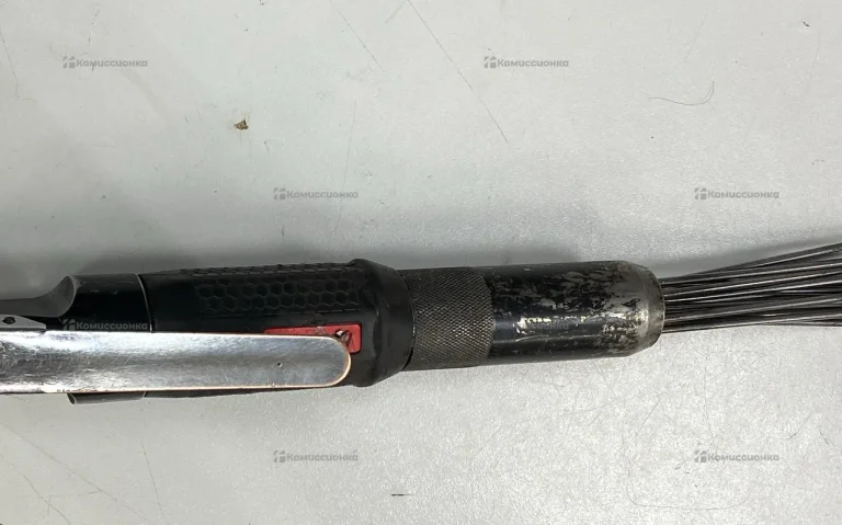 Игольчатый очиститель окалины FUBAG NS12