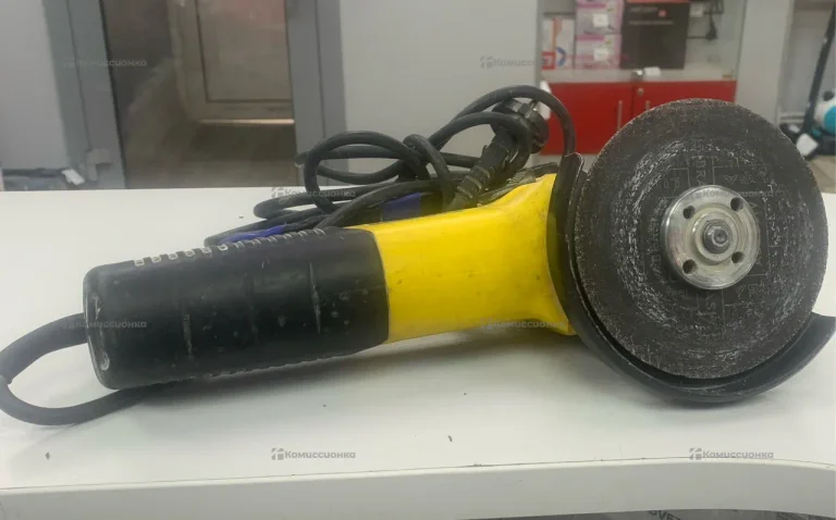 УШМ Stanley fmeg125v
