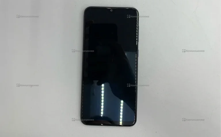 Samsung Galaxy A20 3/32 ГБ