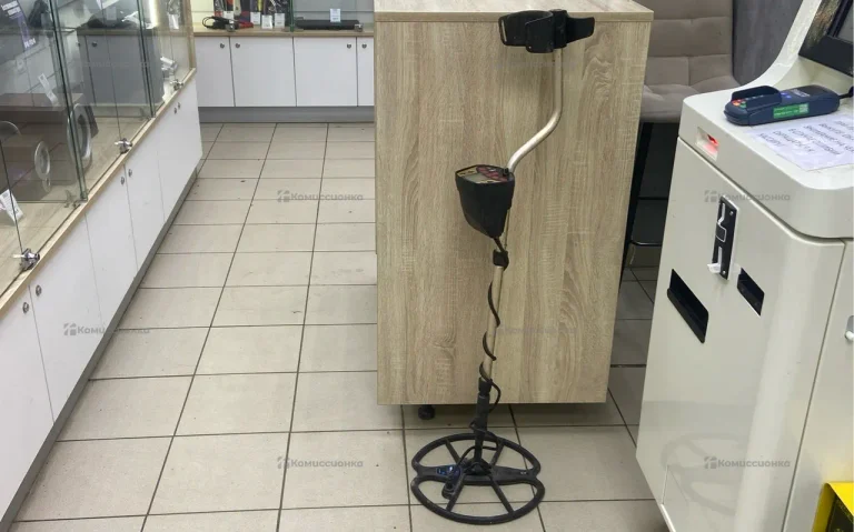 Металлоискатель fisher f4