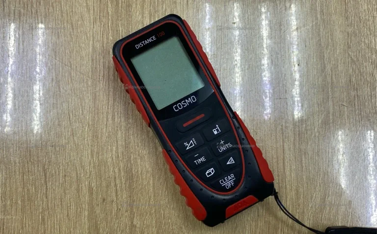 Лазерный дальномер ADA Cosmo Distance 100
