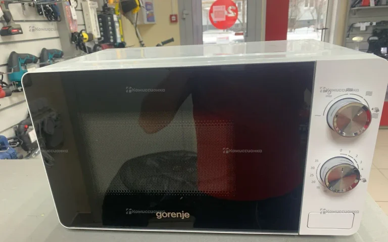 Микроволновая печь  gorenje MO17E1W
