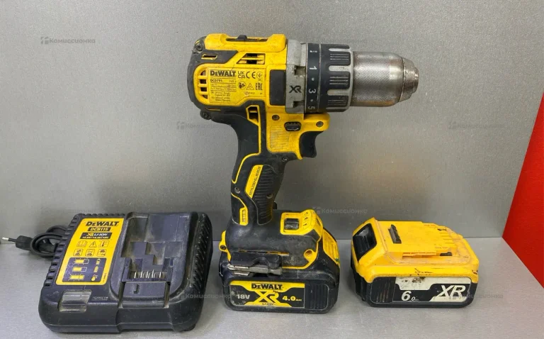 Дрель-шуруповерт dewalt DCD791D2