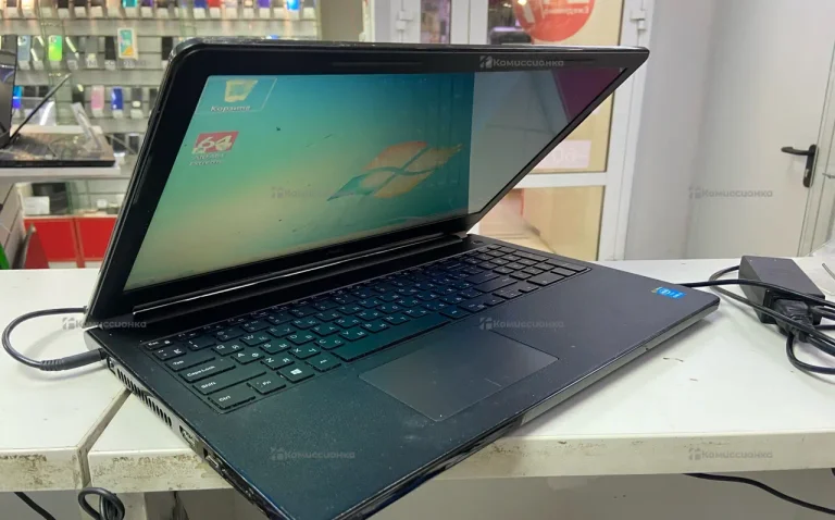 Ноутбук Dell i3-6006U