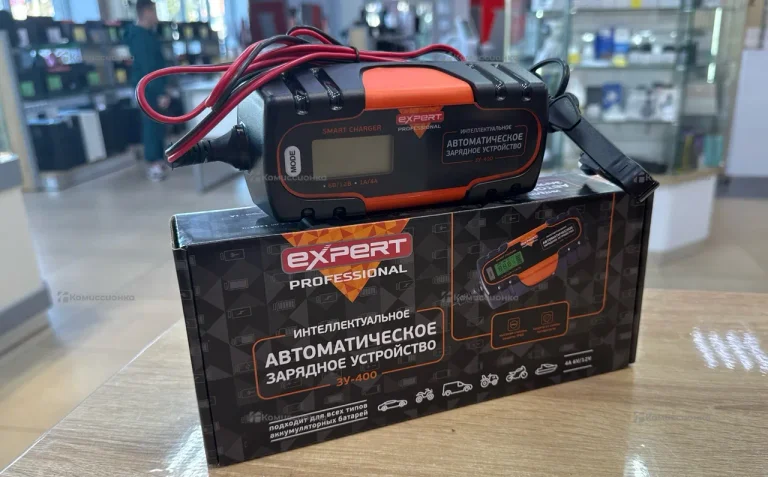 Автомобильное зарядное устройство Expert ЗУ-400