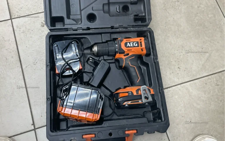 Шуруповерт  AEG bd18g4