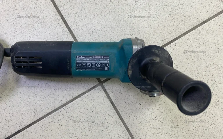 УШМ makita 9558 HNR