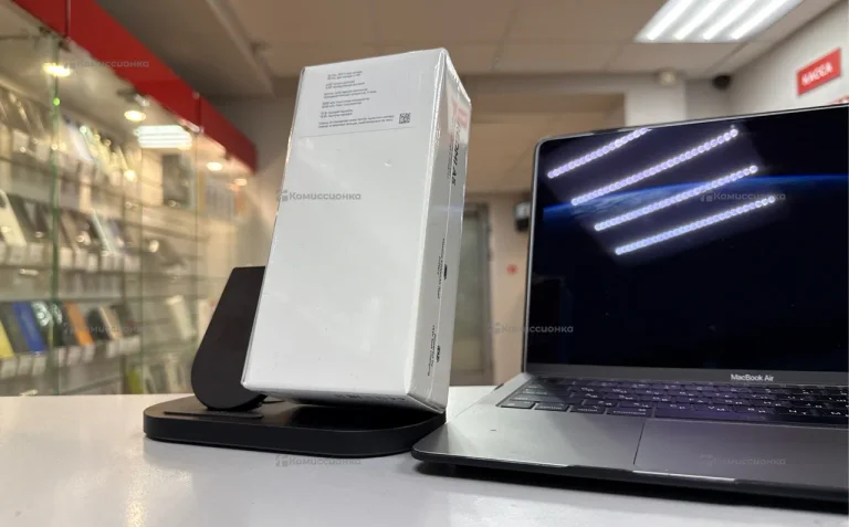 Xiaomi Redmi 5 Plus (Redmi Note 5) 3/64 ГБ