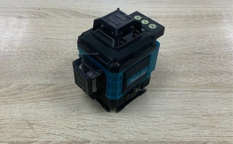 Лазерный уровень Makita 16D Green Laser