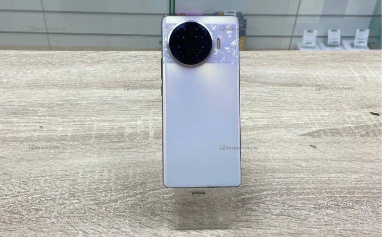 Tecno Spark 20 Pro+ 8/256Gb