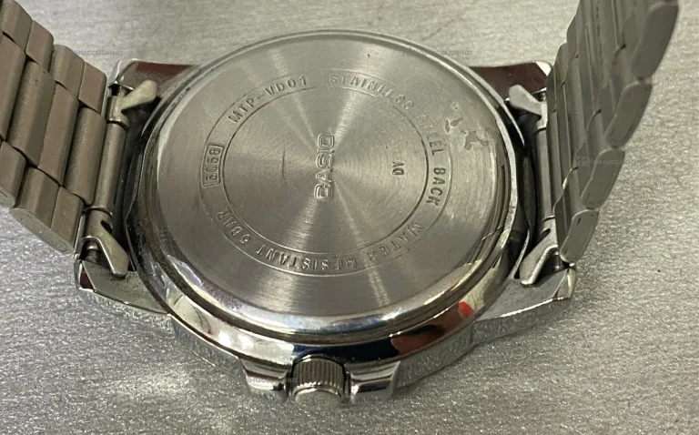 Часы Casio MTP-VD01