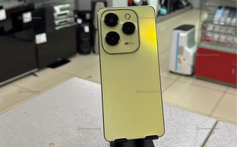 Infinix HOT 40 8/128 ГБ