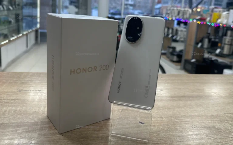 Honor 200 12/256 ГБ