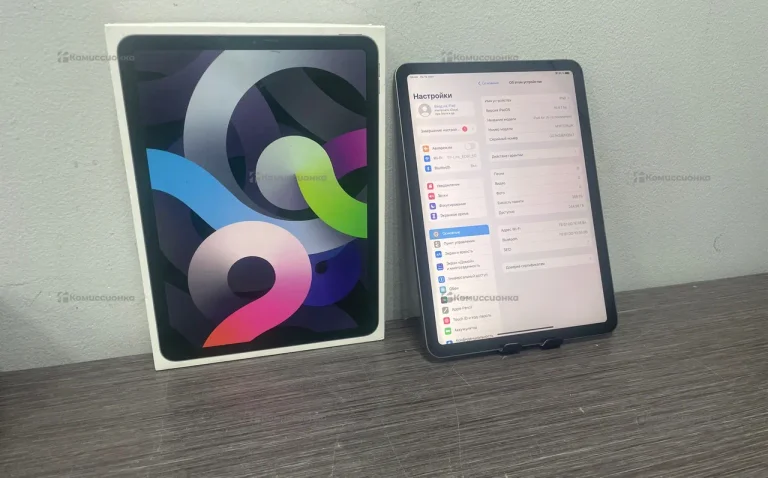 Планшет Apple iPad Air 2020 Wi-Fi 256Gb