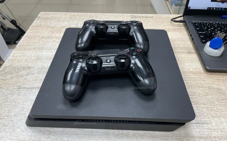 Приставка ps4 slim. PS4 Slim 1Tb