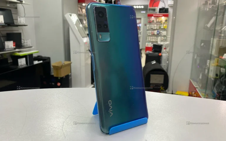 Телефон Vivo Y31 4/64 ГБ