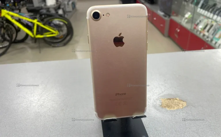 Apple iPhone 7 2/32 ГБ