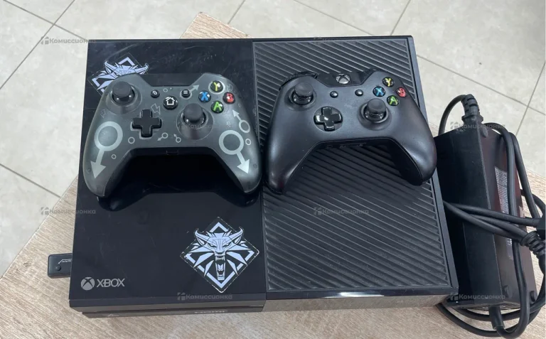Приставка Xbox One 500Gb