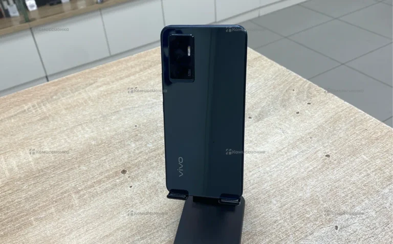 Vivo V23e 8/128 ГБ