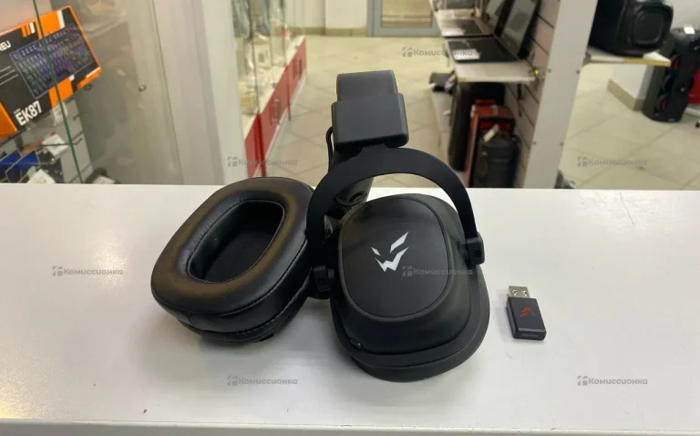 Наушники  vault