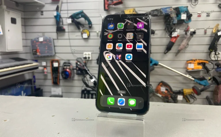 Apple iPhone 11 4/128 ГБ