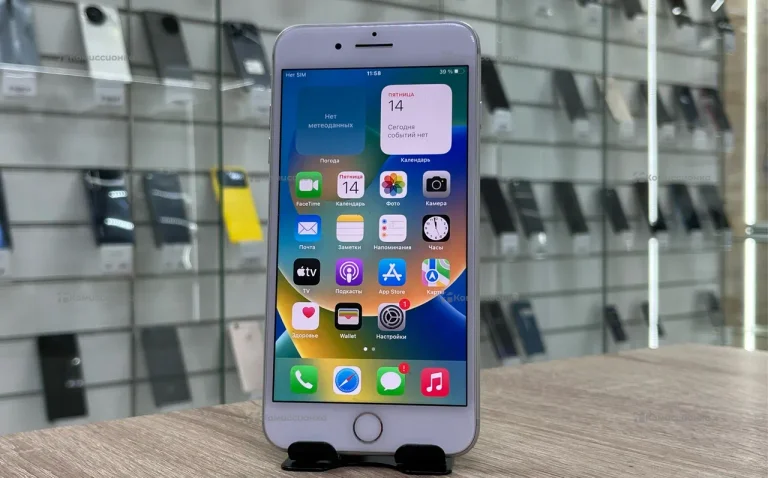 Apple iPhone 8 Plus 3/128 ГБ