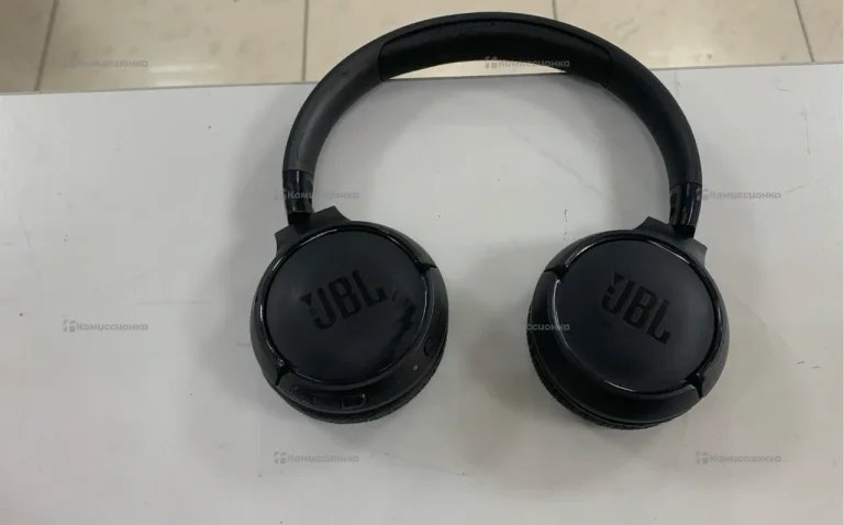 Наушники  JBL