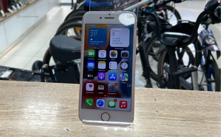 Apple iPhone 7 32 ГБ.