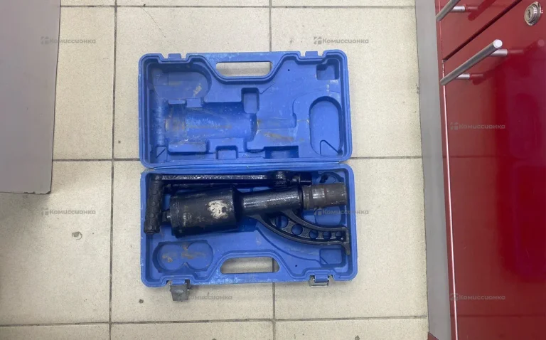 Гайкаверт ручной МАЯКАВТО