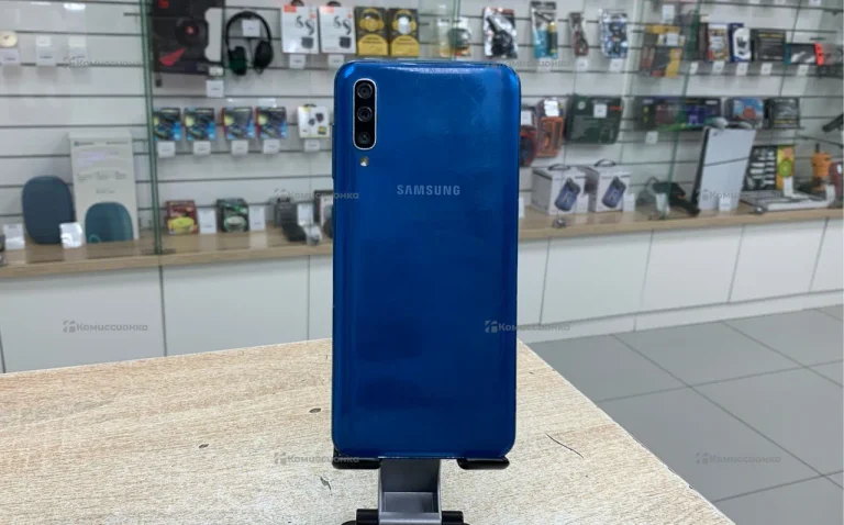 Samsung Galaxy A50 4/64 ГБ