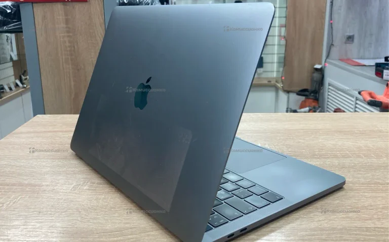 Ноутбук Apple macbook pro 13 2018