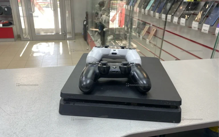 Приставка PS4. Slim 500Gb